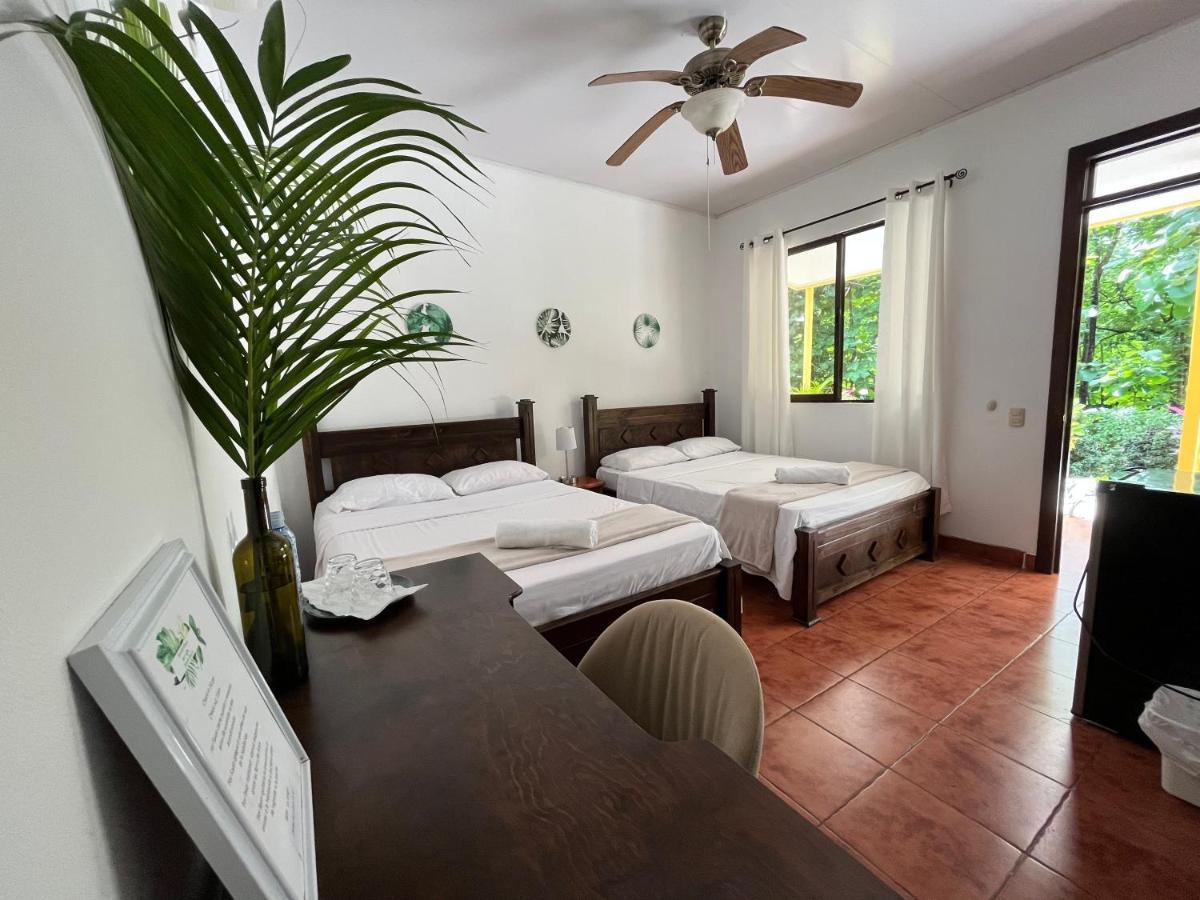 La Jungla Bed & Breakfast Puerto Carrillo Ngoại thất bức ảnh