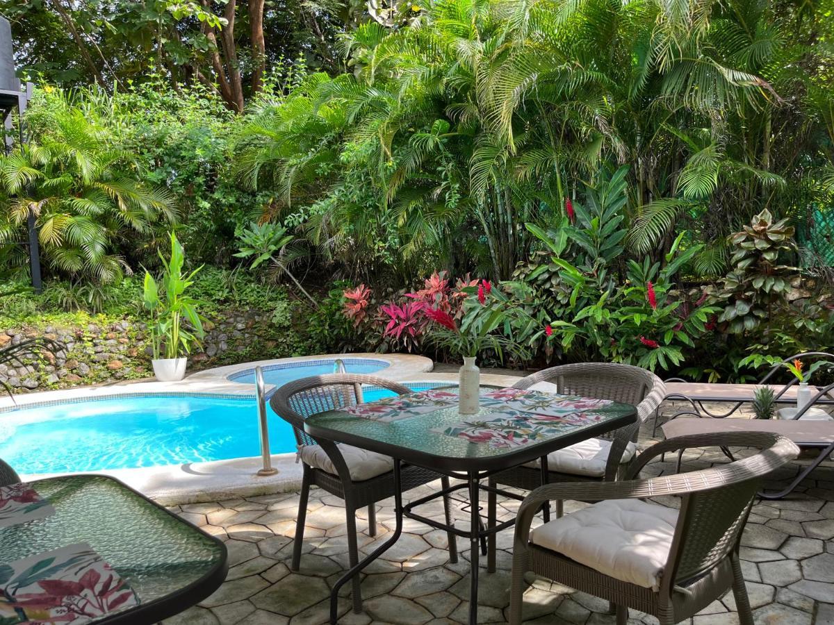 La Jungla Bed & Breakfast Puerto Carrillo Ngoại thất bức ảnh