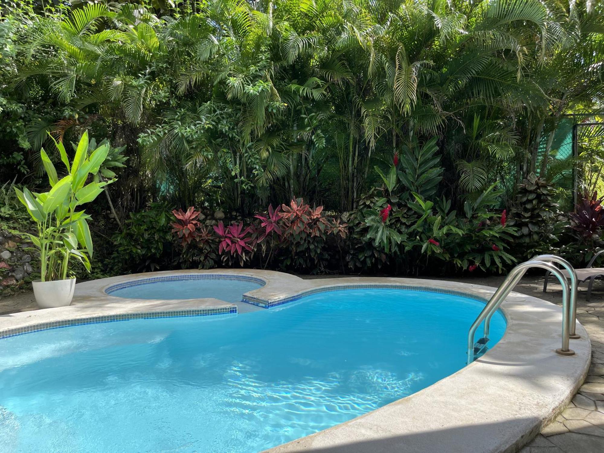 La Jungla Bed & Breakfast Puerto Carrillo Ngoại thất bức ảnh
